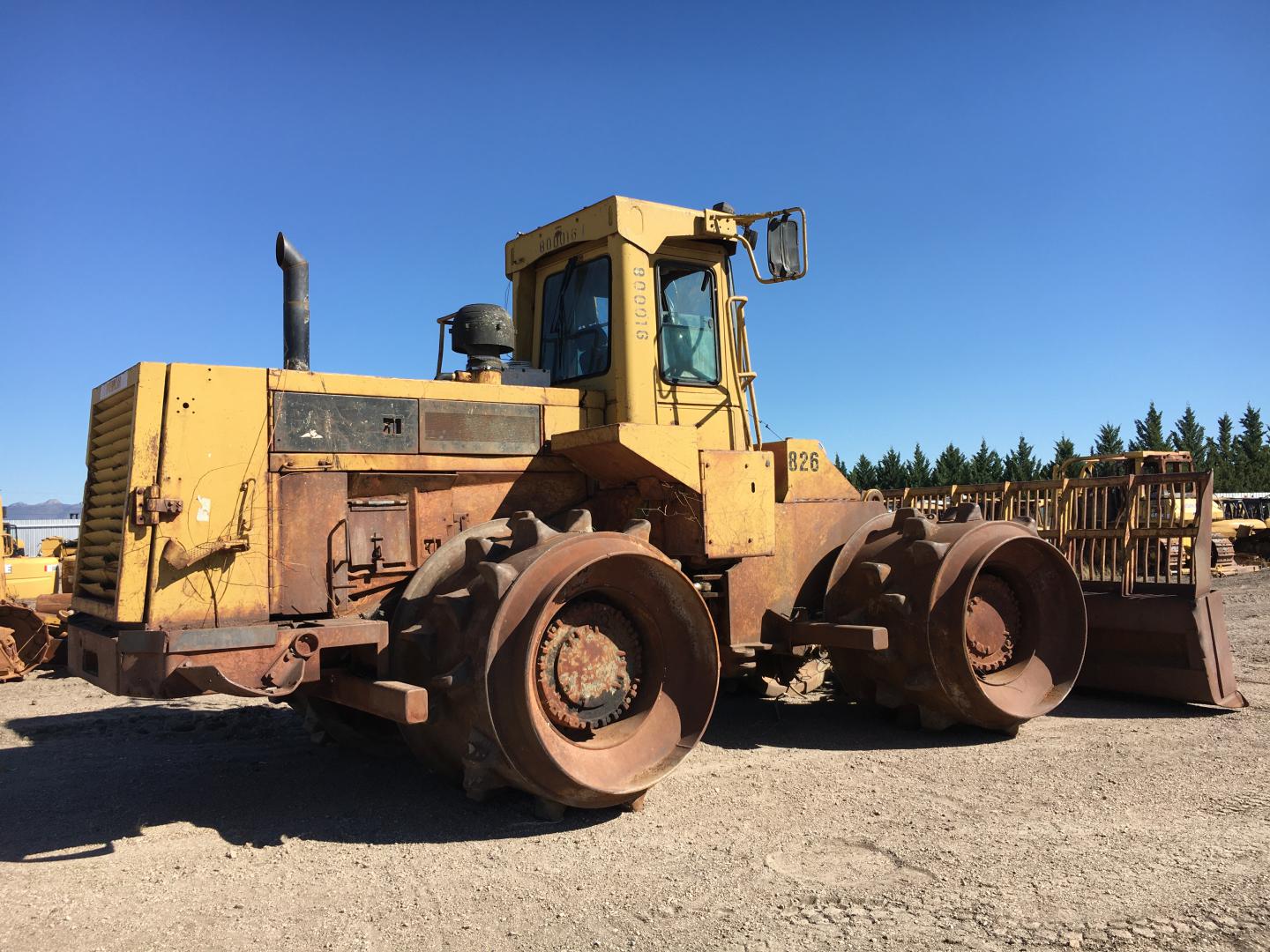 COMPACTADOR PATA DE CABRA CATERPILLAR 826C